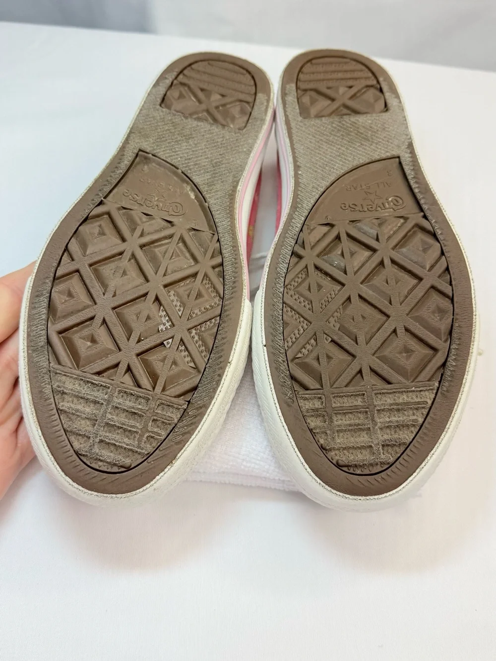 Converse All-Star Pink Polka Dot Low-Top Canvas Sneakers Girls Size 3 VGUC